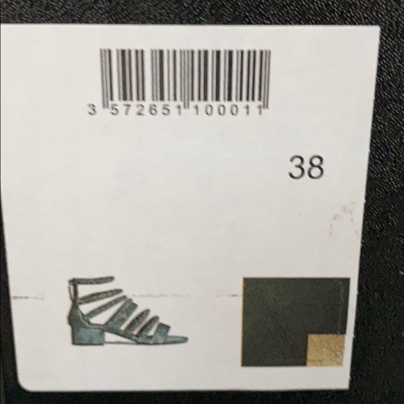 SOLD!!! Chanel sandals - Picture 5 of 6